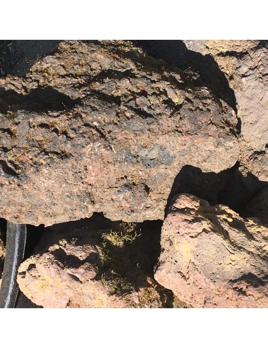 Bloc et rocher de Pouzzolane